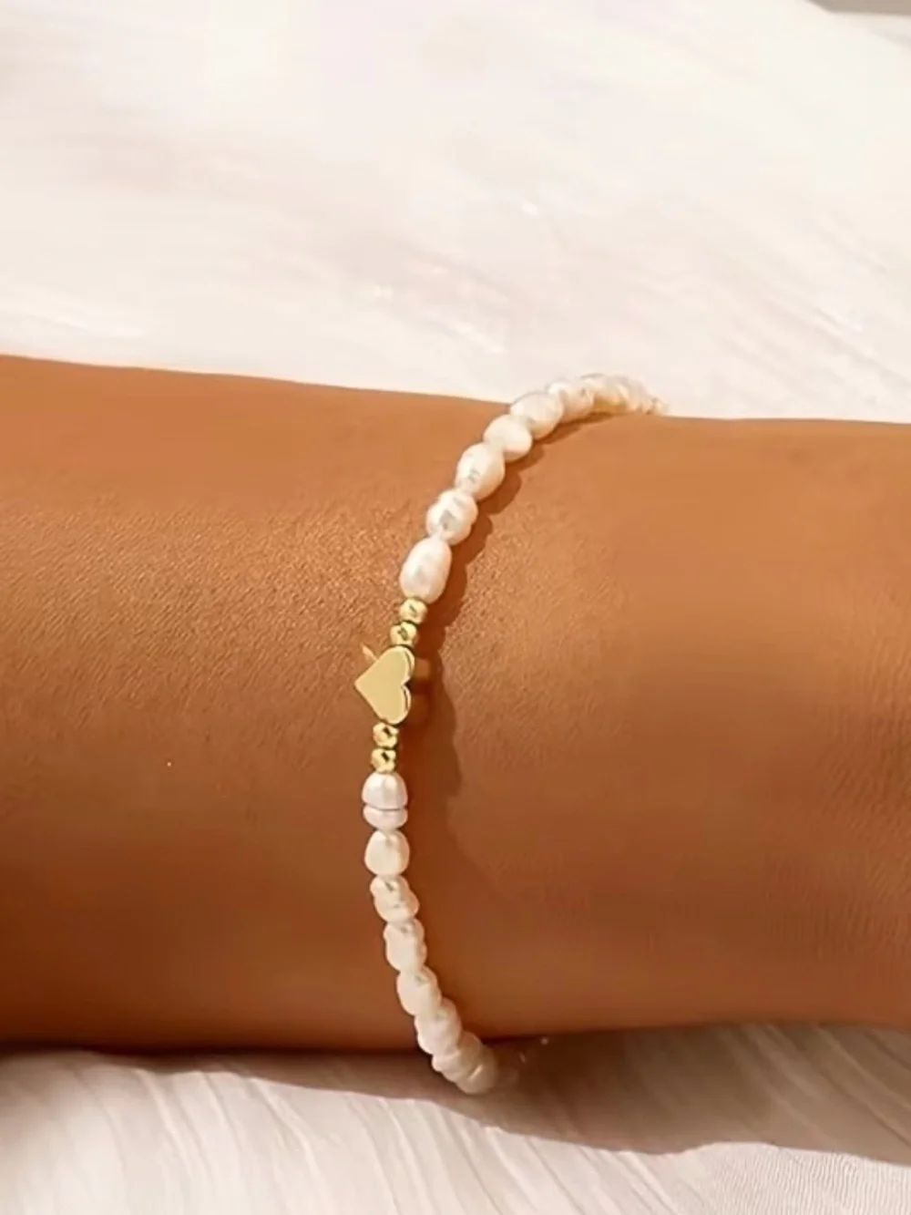 Pearl Heart Beaded Bracelet - Gold Accent